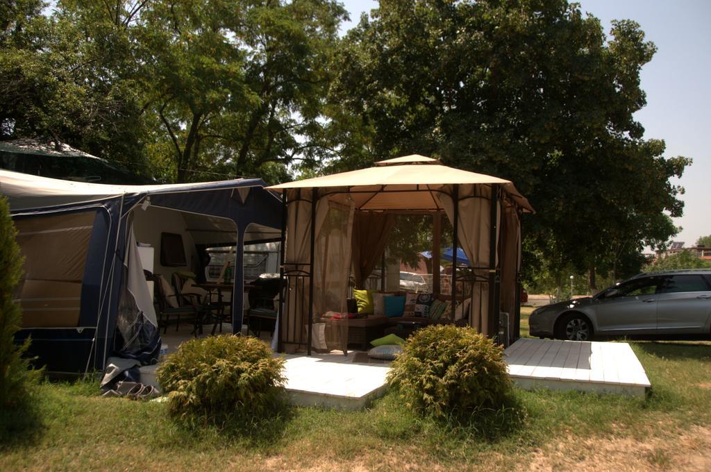 Camping Goldfish سوزوبول المظهر الخارجي الصورة