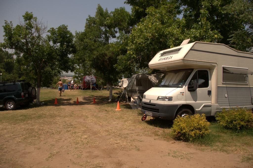Camping Goldfish سوزوبول المظهر الخارجي الصورة